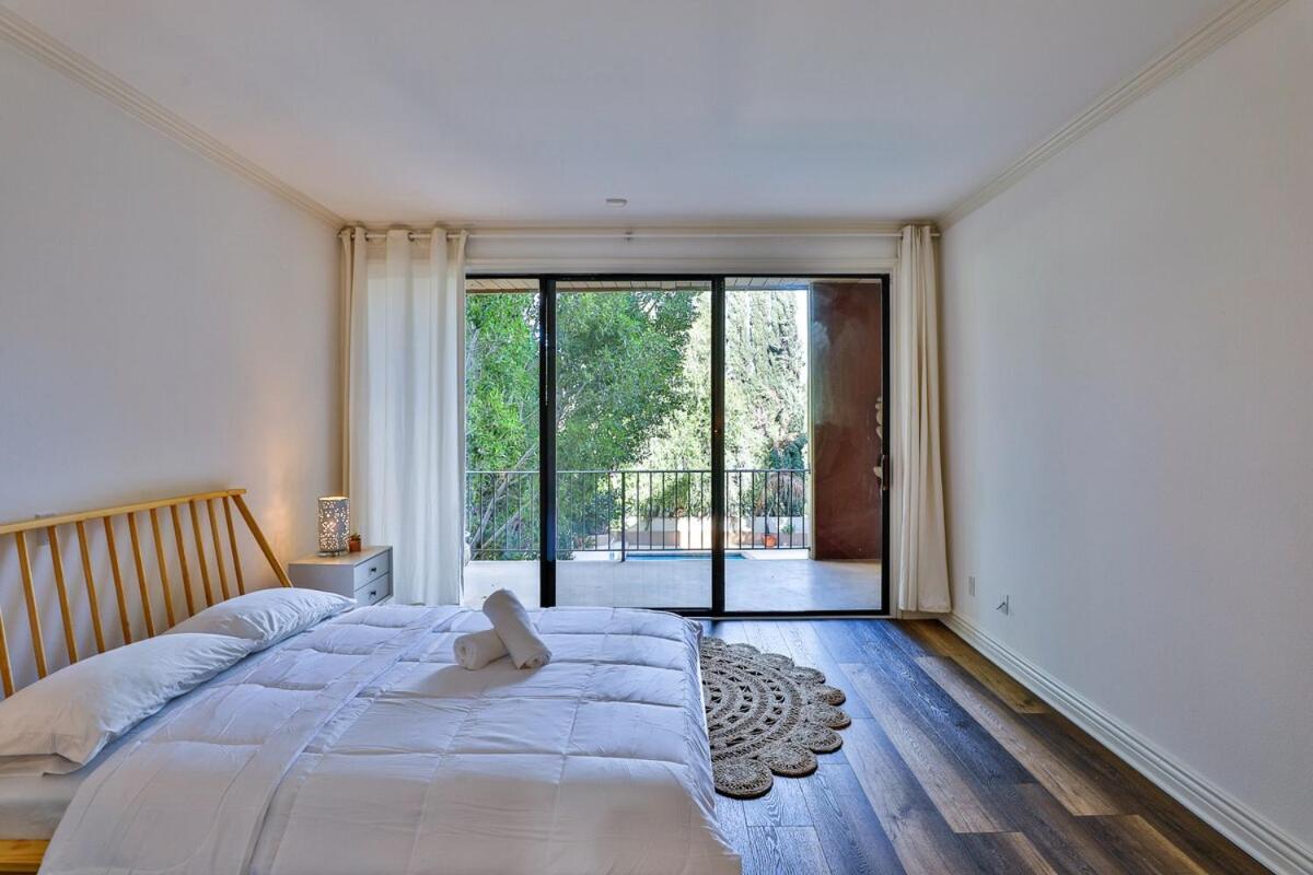 Villa 6br-music Studio-pool-spa & Games Los Angeles