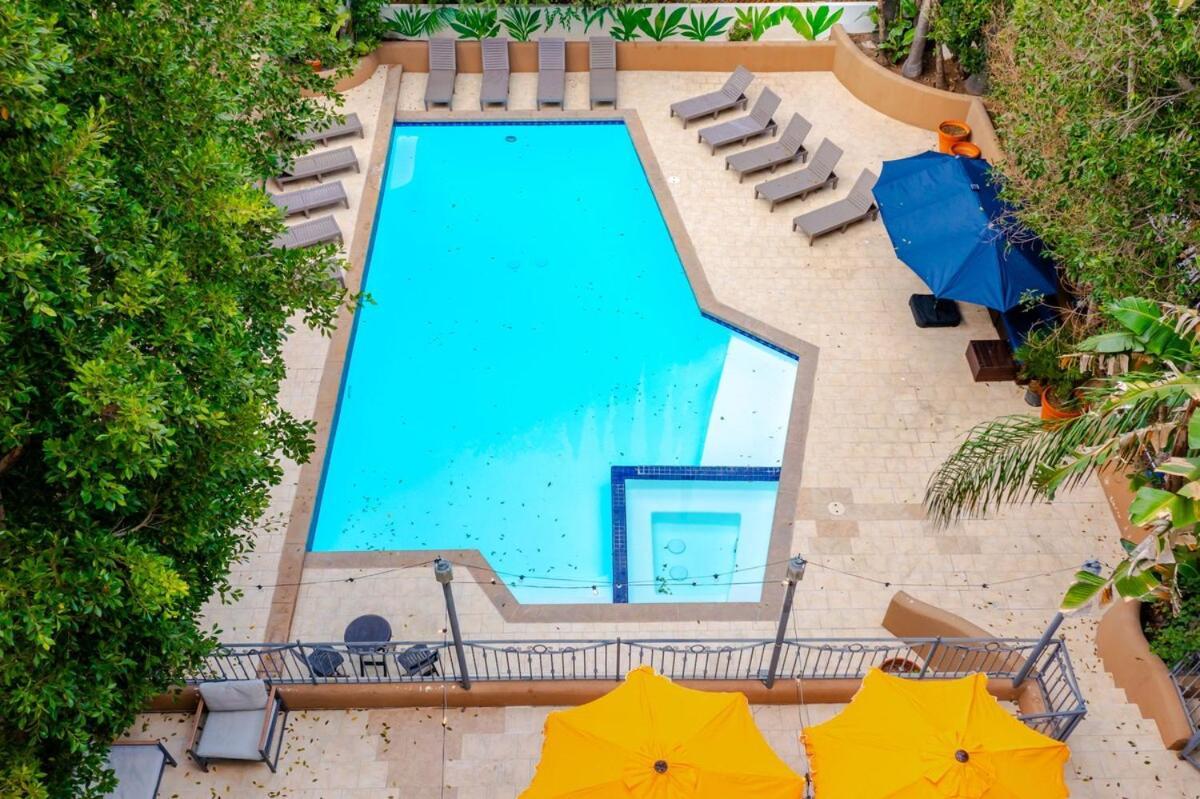 Villa 6br-music Studio-pool-spa & Games Los Angeles